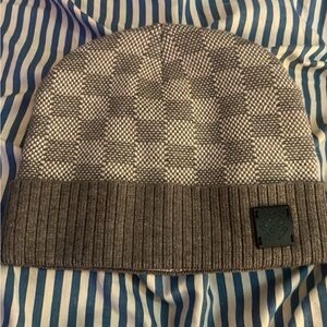 Louis Vuitton Néo petit damier Black and Gray Beanie